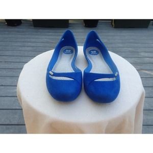 WOMEN Zoku Flats Blue Sz 7
